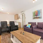 Njegoseva With Big Terrace شقة *